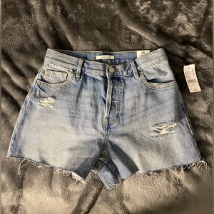 brand new pacsun jean shorts with tags on them!!!